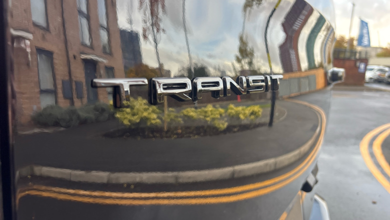 Ford Transit Custom 320 L2 Diesel Fwd 2.0 EcoBlue 136ps H1 Van Leader